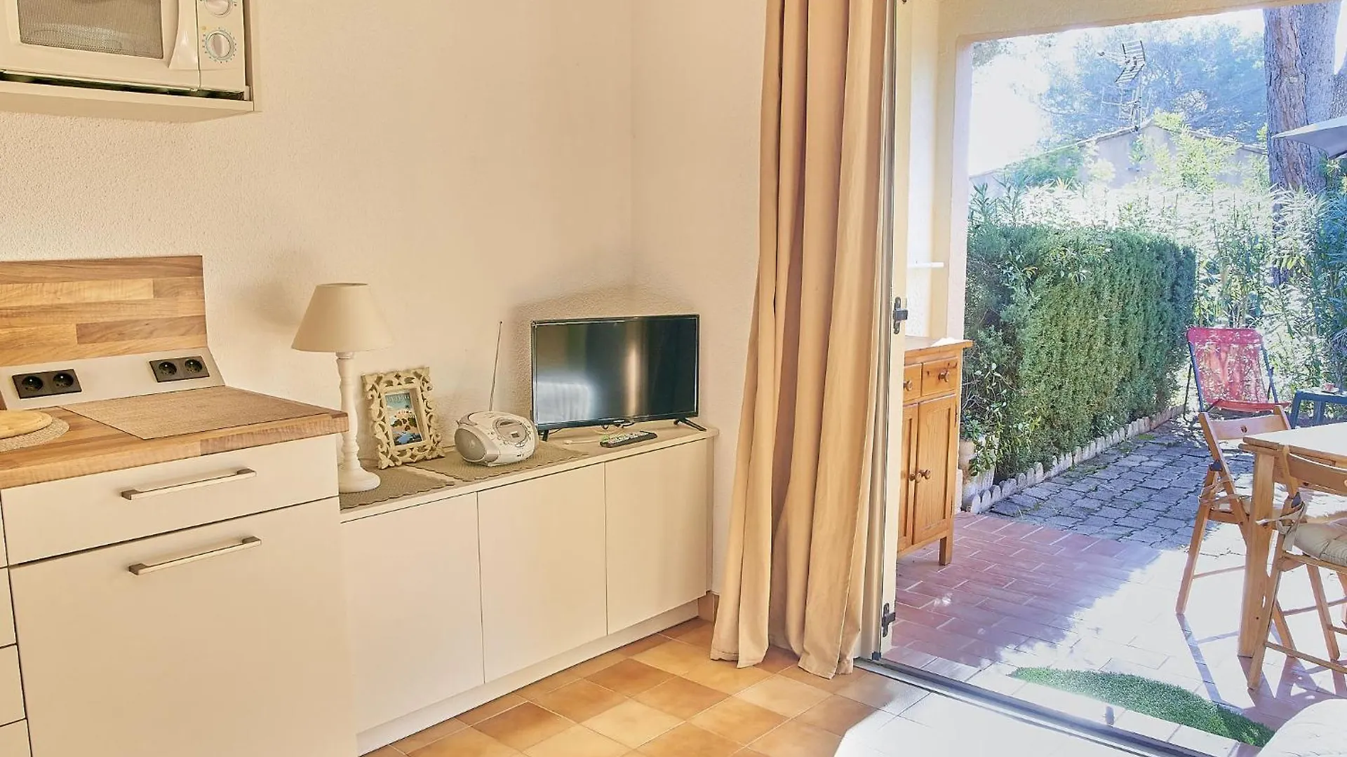 Apartment Pinede Mer Et Soleil By Interhome Saint-Raphaël