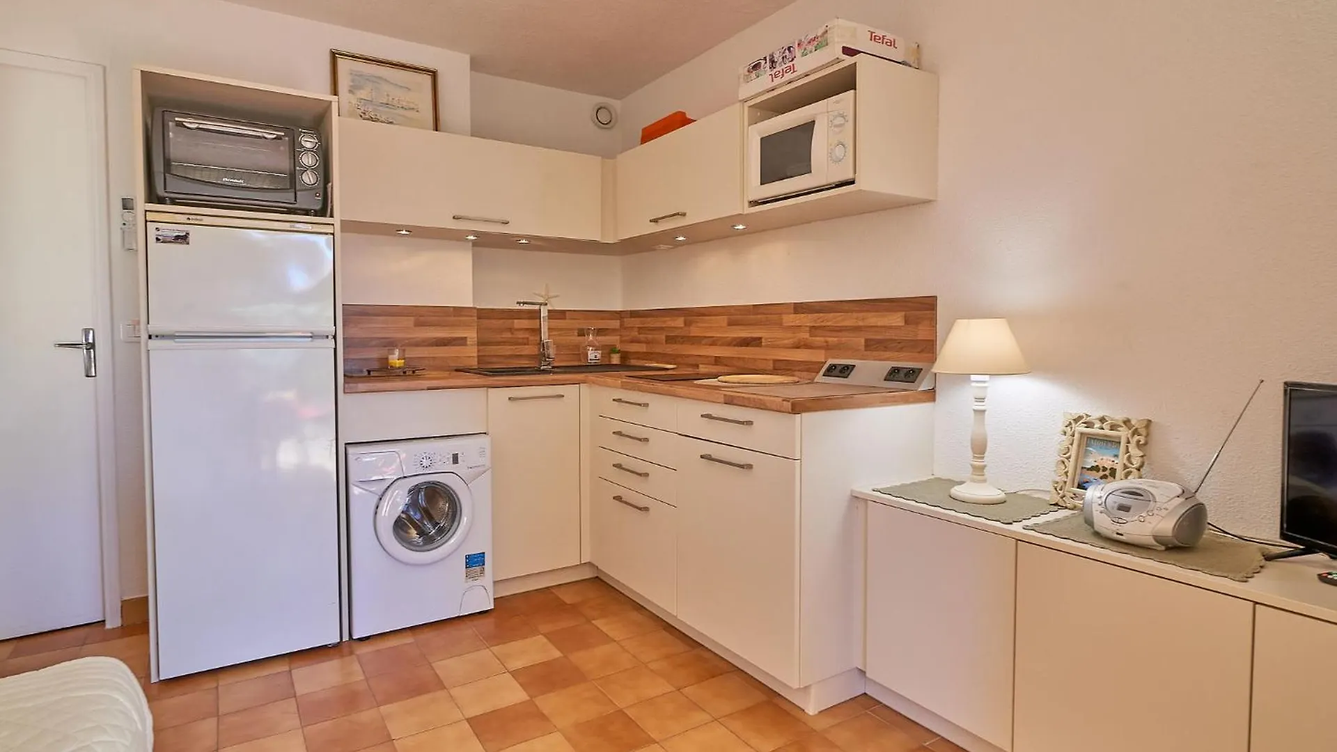 Apartment Pinede Mer Et Soleil By Interhome Saint-Raphaël